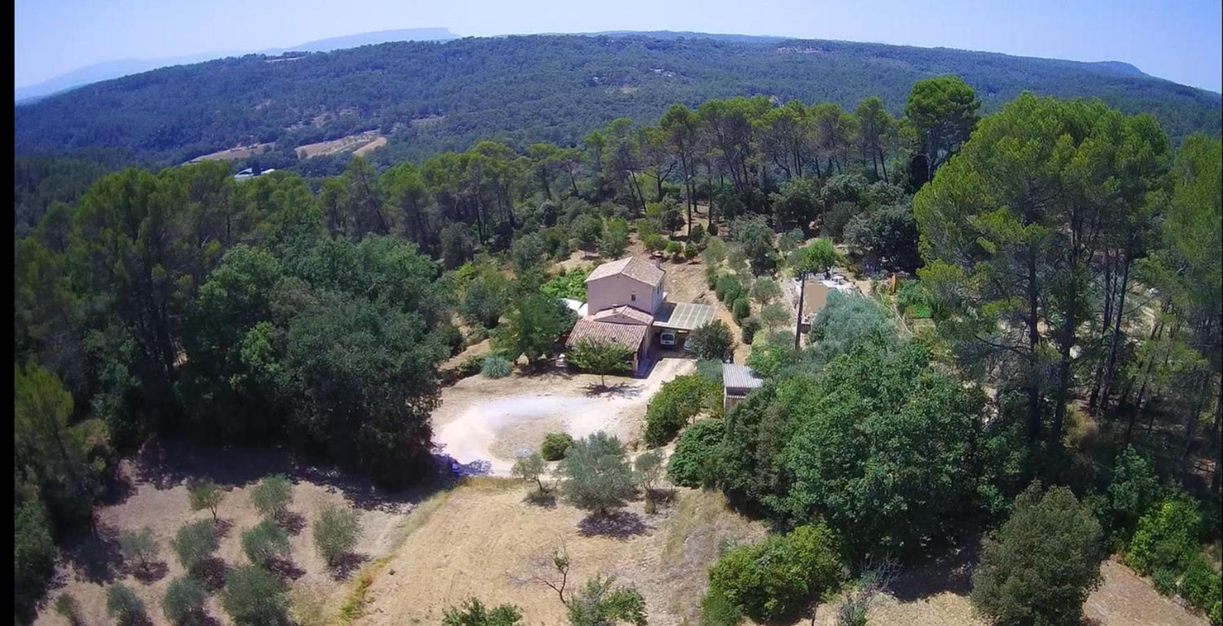 La Pinede De Manon Bed and Breakfast Barjols Eksteriør billede